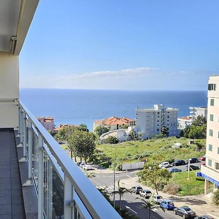 Vista Mar - Ac, Pool & Gym Apartment ฟุงชาล ภายนอก รูปภาพ
